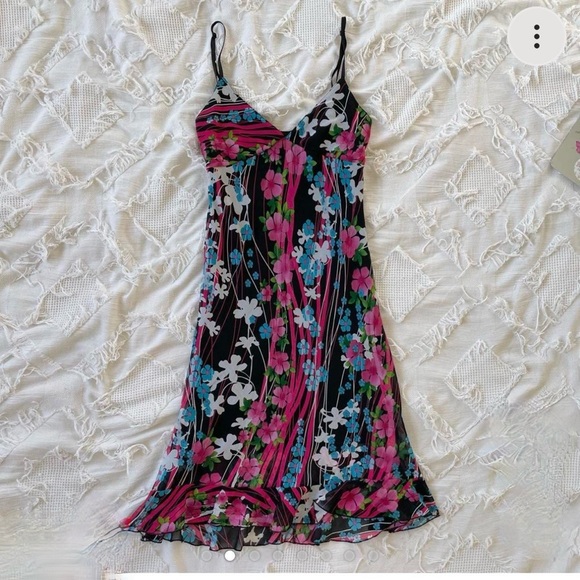 Vintage Dress - Picture 2 of 3